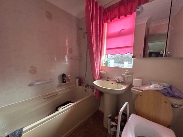 Bramley Walk, Skegness, Lincolnshire, PE25 1DU
