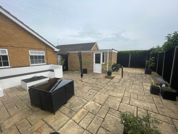 Finisterre Avenue, Skegness, Lincolnshire, PE25 1ET