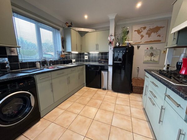 Wainfleet Road, Burgh Le Marsh, Skegness, Lincolnshire, PE24 5BN
