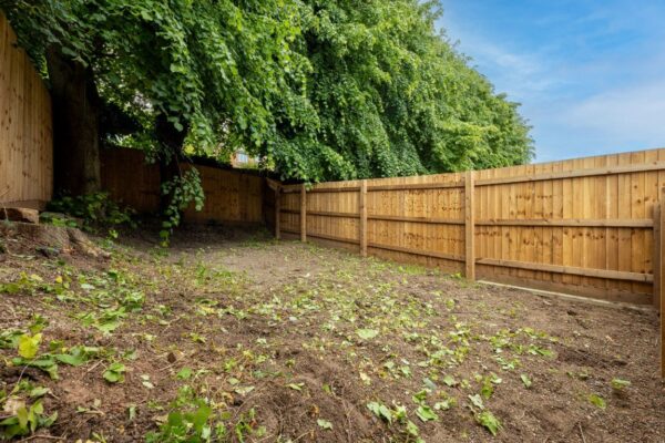 Beeches Rise, Mapperley Rise, Nottingham, NG3 5GH
