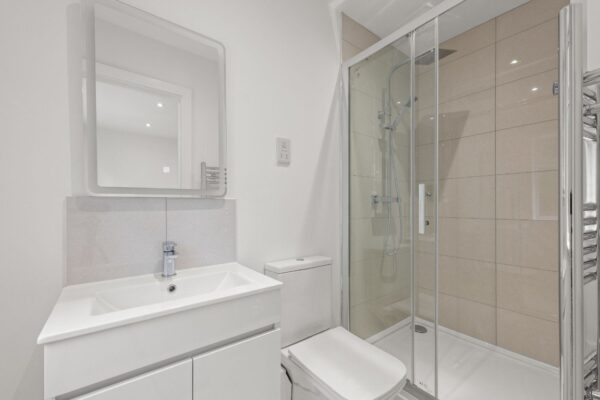 Beeches Rise, Mapperley Rise, Nottingham, NG3 5GH