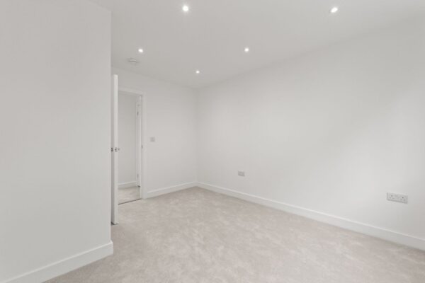 Beeches Rise, Mapperley Rise, Nottingham, NG3 5GH