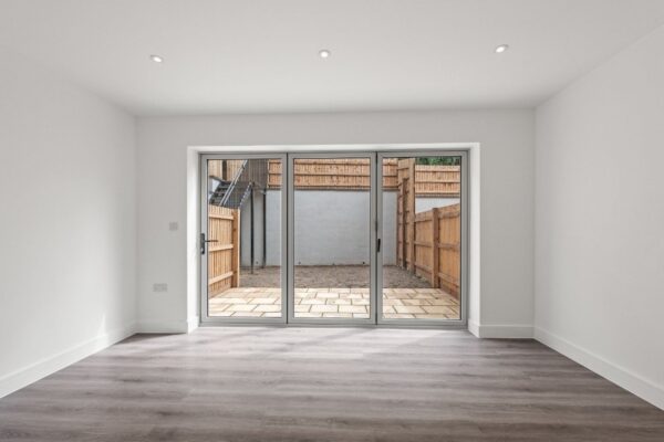 Beeches Rise, Mapperley Rise, Nottingham, NG3 5GH