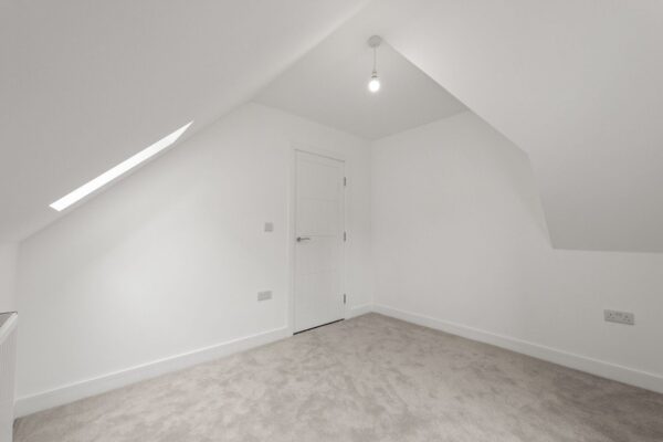 Beeches Rise, Mapperley Rise, Nottingham, NG3 5GH