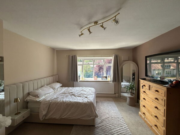 Roseberry Avenue, Skegness, Lincolnshire, PE25 3HA