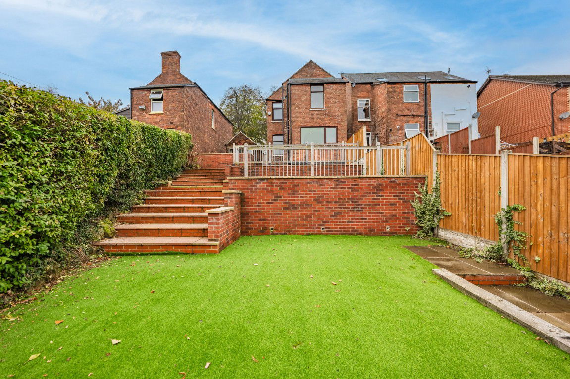 Porchester Road, Nottingham, NG3 6HE