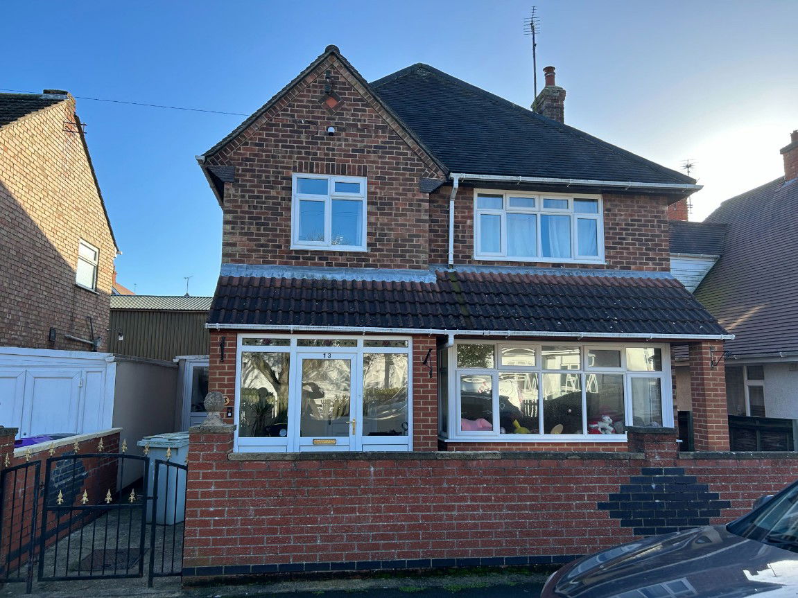 Roseberry Avenue, Skegness, Lincolnshire, PE25 3HA