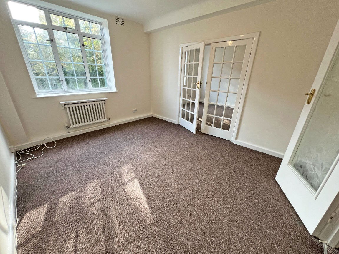 Stoneygate Court, 298 London Road, Leicester, LE2 2AH
