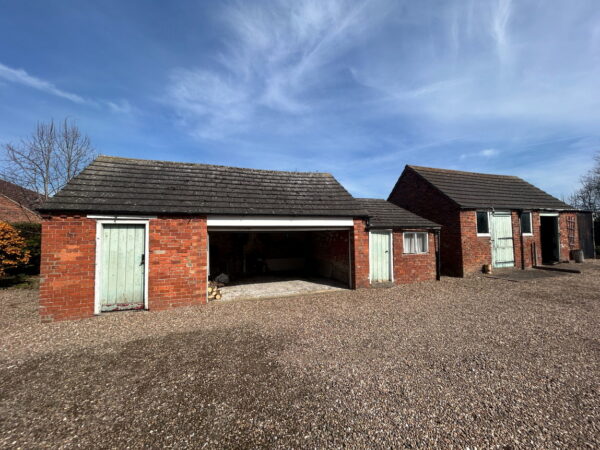 South Grange, Main Road, Utterby, Louth, Lincolnshire, LN11 0TQ