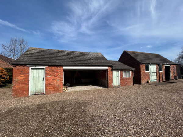 South Grange, Main Road, Utterby, Louth, Lincolnshire, LN11 0TQ
