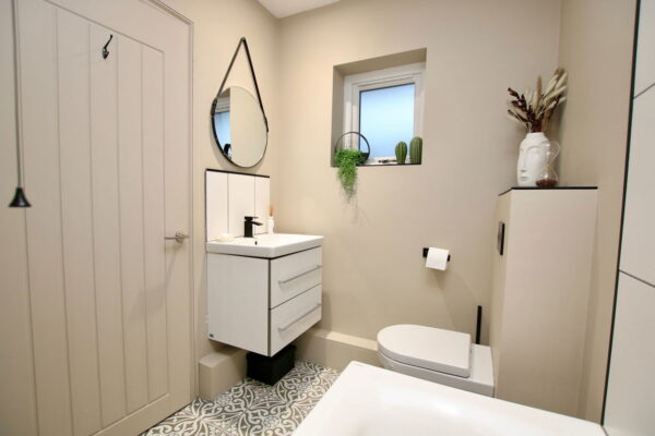 Wellington Road, Burton Joyce, Nottingham, NG14 5GQ