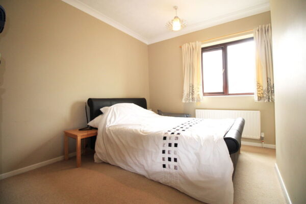 King William Close, Kempston, Bedford, Bedfordshire, MK42 7BA