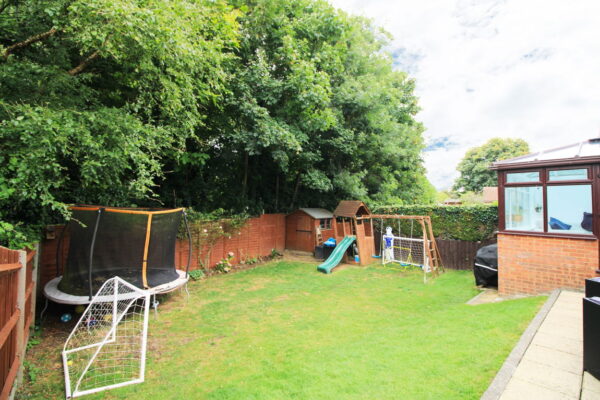 King William Close, Kempston, Bedford, Bedfordshire, MK42 7BA