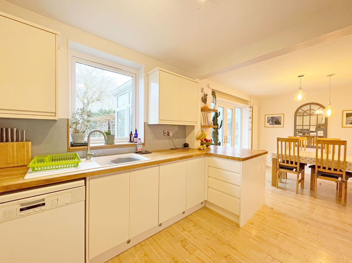Welland Avenue, Gartree, Market Harborough, Leicestershire, LE16 7RW