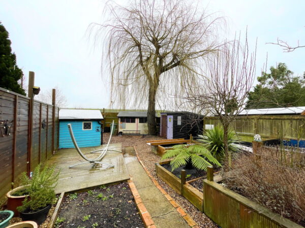 Welland Avenue, Gartree, Market Harborough, Leicestershire, LE16 7RW