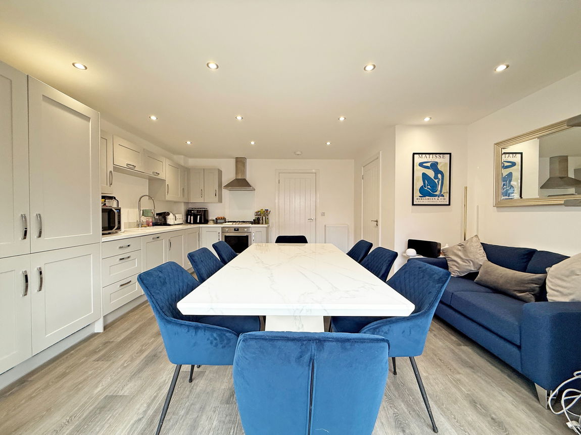 Airfield Road, Wellington Place, Market Harborough, Leicestershire, LE16 7BY