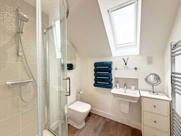 Airfield Road, Wellington Place, Market Harborough, Leicestershire, LE16 7BY