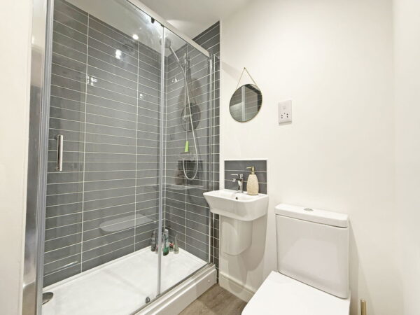 Airfield Road, Wellington Place, Market Harborough, Leicestershire, LE16 7BY