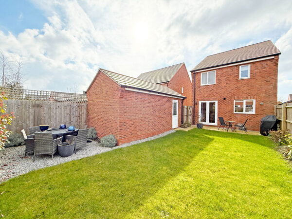 Kimble Close, Wellington Place, Market Harborough, Leicestershire, LE16 7EB