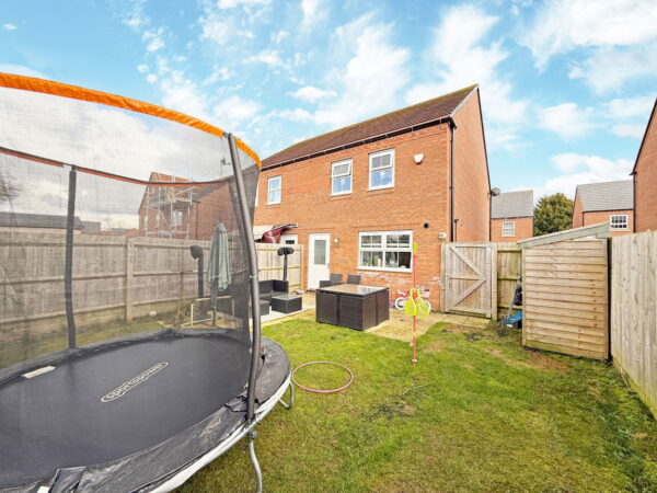 Garner Way, Fleckney, Leicestershire, LE8 8EJ