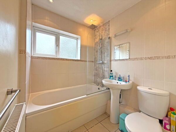 Keswick Drive, Rushden, NN10 0JJ