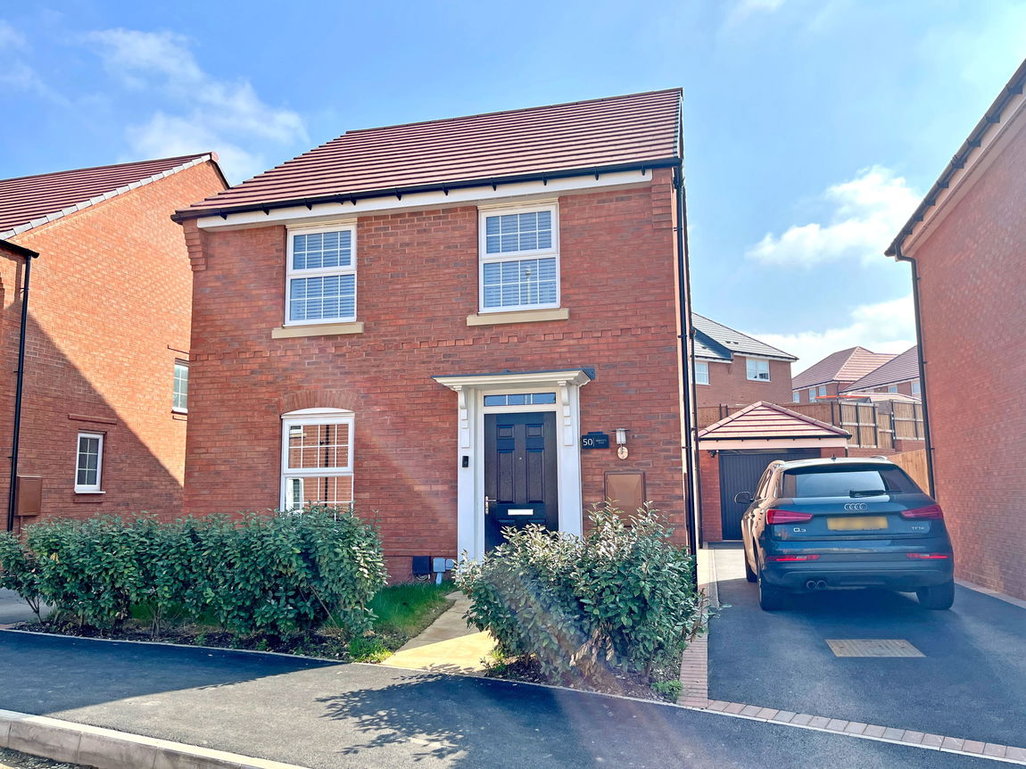 Redlands Road, Thorpebury in The Limes, Leicester, LE7 3QP