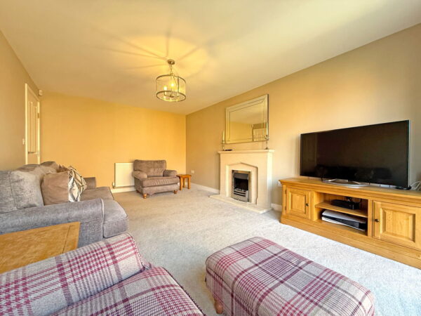 Townend Close, Husbands Bosworth, Lutterworth, Leicestershire, LE17 6RA