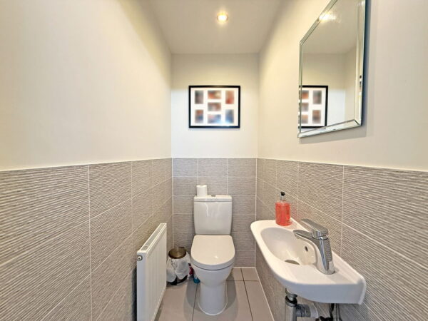 Townend Close, Husbands Bosworth, Lutterworth, Leicestershire, LE17 6RA