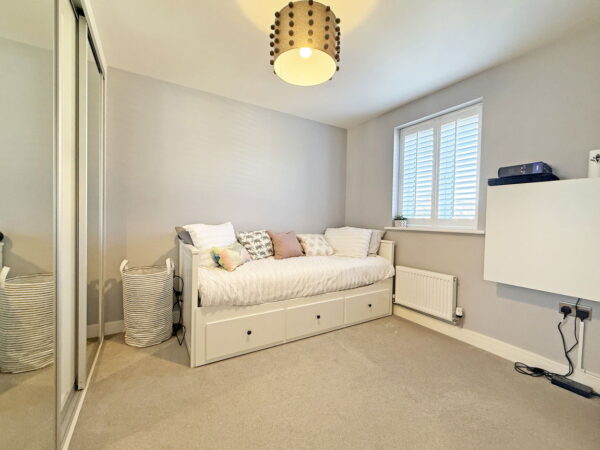 Harvest Road, Market Harborough, Leicestershire, LE16 9FN