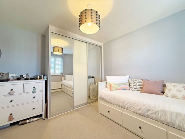 Harvest Road, Market Harborough, Leicestershire, LE16 9FN