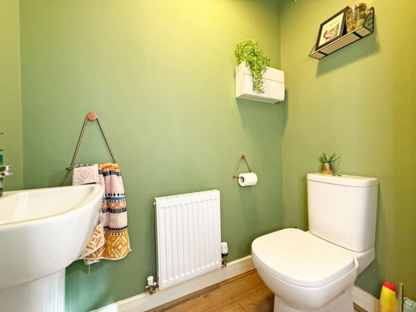 Harvest Road, Market Harborough, Leicestershire, LE16 9FN