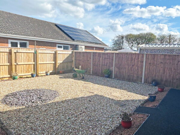 Perth Close, Skegness, Lincolnshire, PE25 2HY