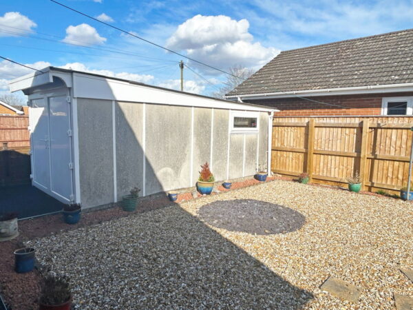 Perth Close, Skegness, Lincolnshire, PE25 2HY