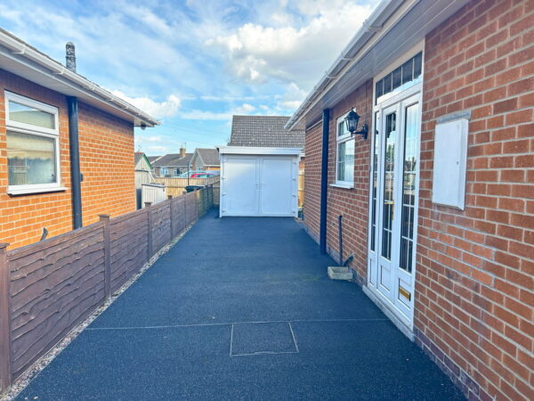 Perth Close, Skegness, Lincolnshire, PE25 2HY