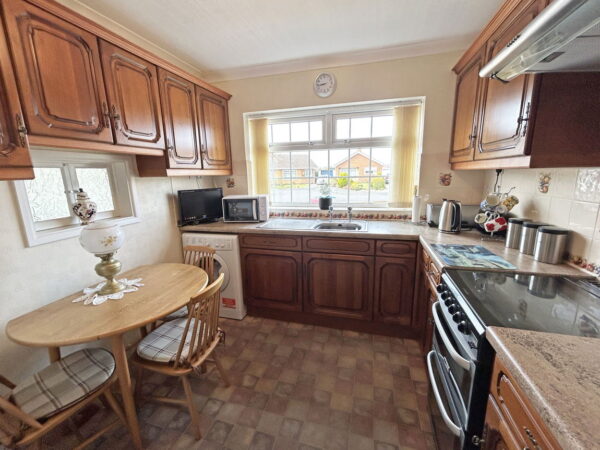 Perth Close, Skegness, Lincolnshire, PE25 2HY