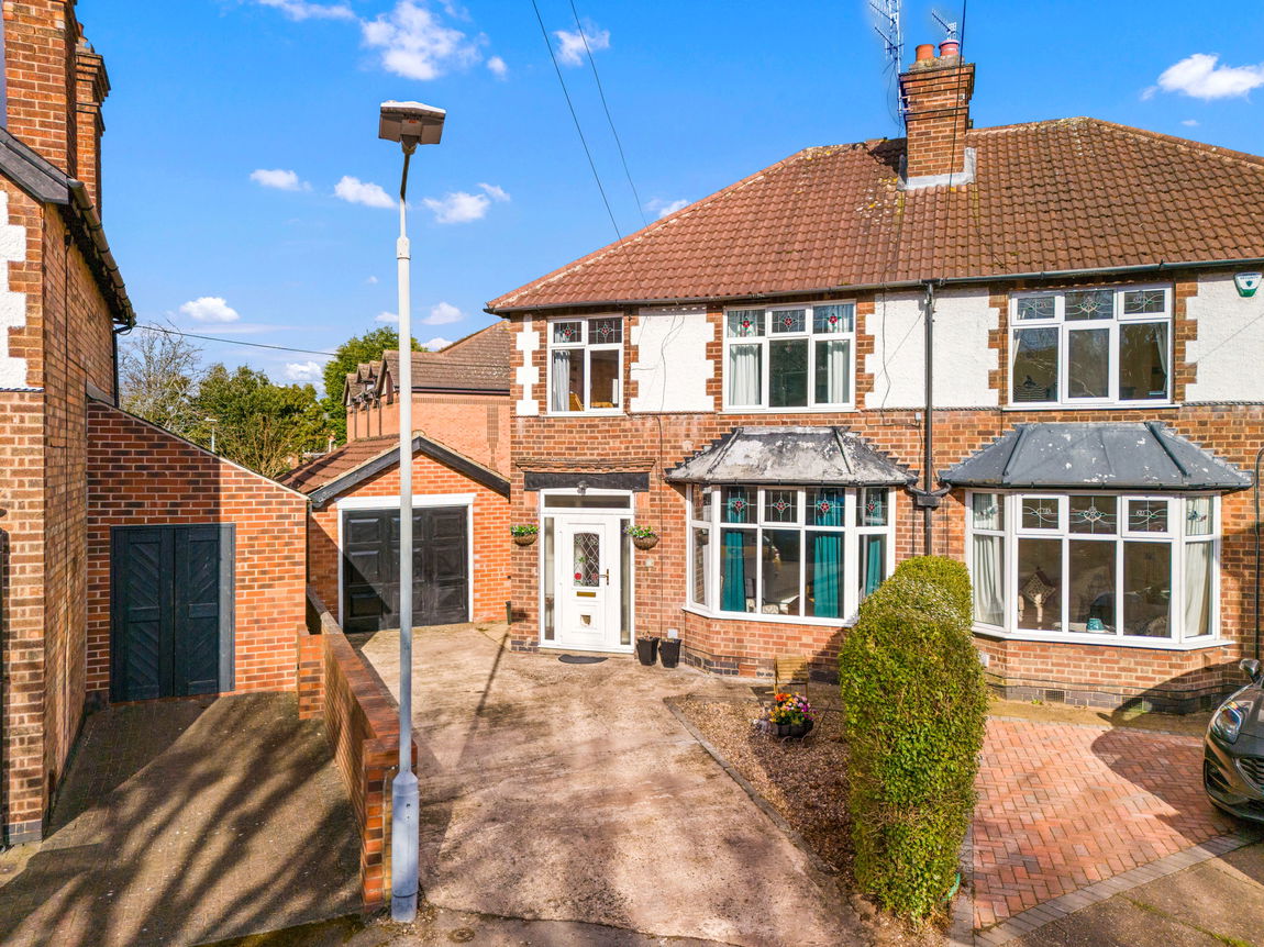 Woodland Grove, Woodthorpe, Nottingham, NG5 3FX