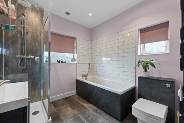 Long Meadow Hill, Lowdham, Nottingham, NG14 7DB