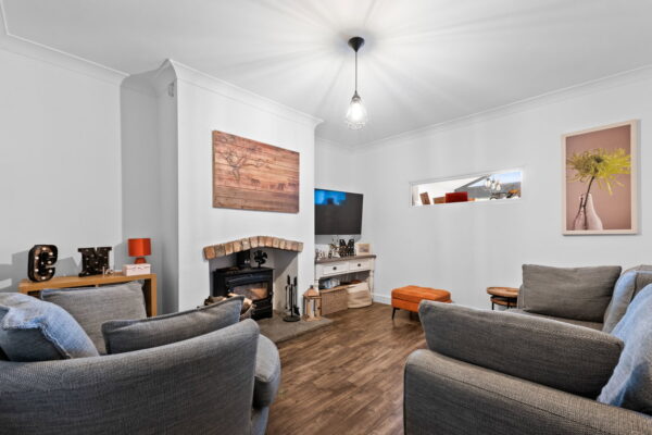 Long Meadow Hill, Lowdham, Nottingham, NG14 7DB