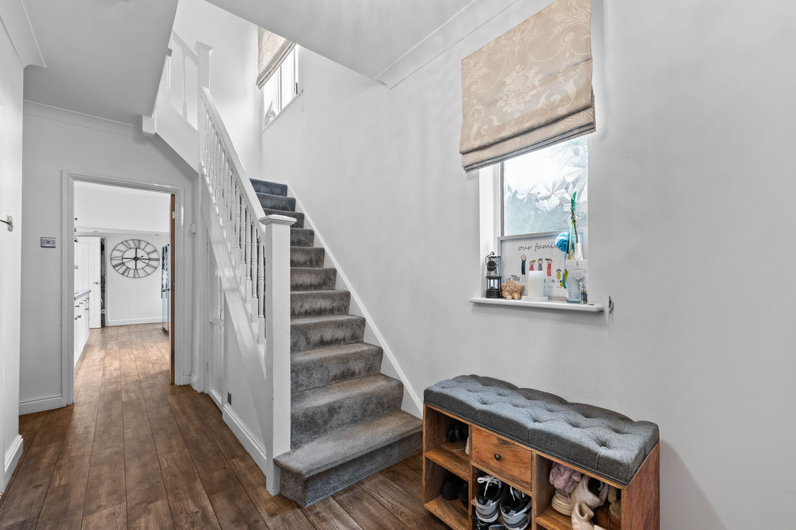 Long Meadow Hill, Lowdham, Nottingham, NG14 7DB