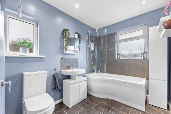 Woodland Grove, Woodthorpe, Nottingham, NG5 3FX