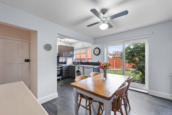 Woodland Grove, Woodthorpe, Nottingham, NG5 3FX