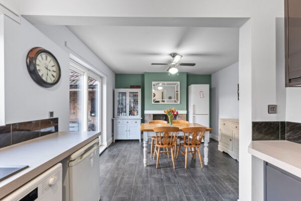 Woodland Grove, Woodthorpe, Nottingham, NG5 3FX