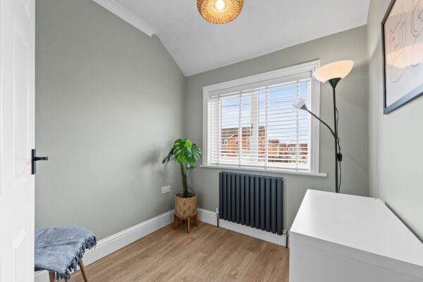Farleys Lane, Hucknall, Nottingham, NG15 6EF