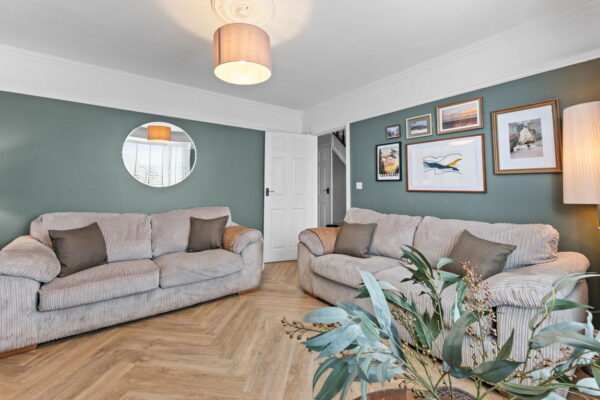 Farleys Lane, Hucknall, Nottingham, NG15 6EF