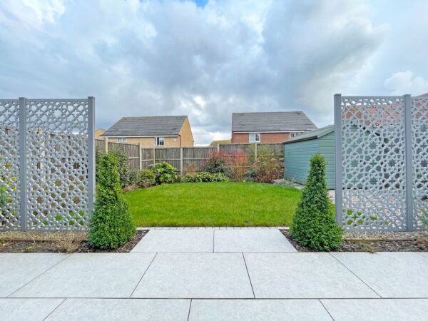 Arnold Drive, Corby, Northamptonshire, NN17 5FY