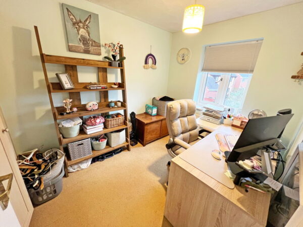 Jasmine Close, Lutterworth, LE17 4GR