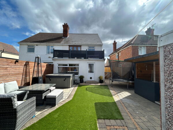 Hoylake Drive, Skegness, Lincolnshire, PE25 1AQ