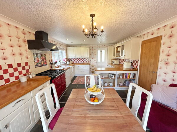 Wainfleet Road, Burgh Le Marsh, Skegness, Lincolnshire, PE24 5AH