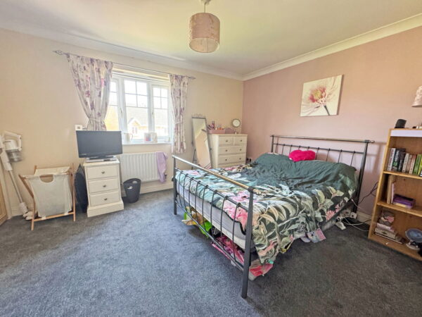 Oakham Close, Desborough, Northamptonshire
