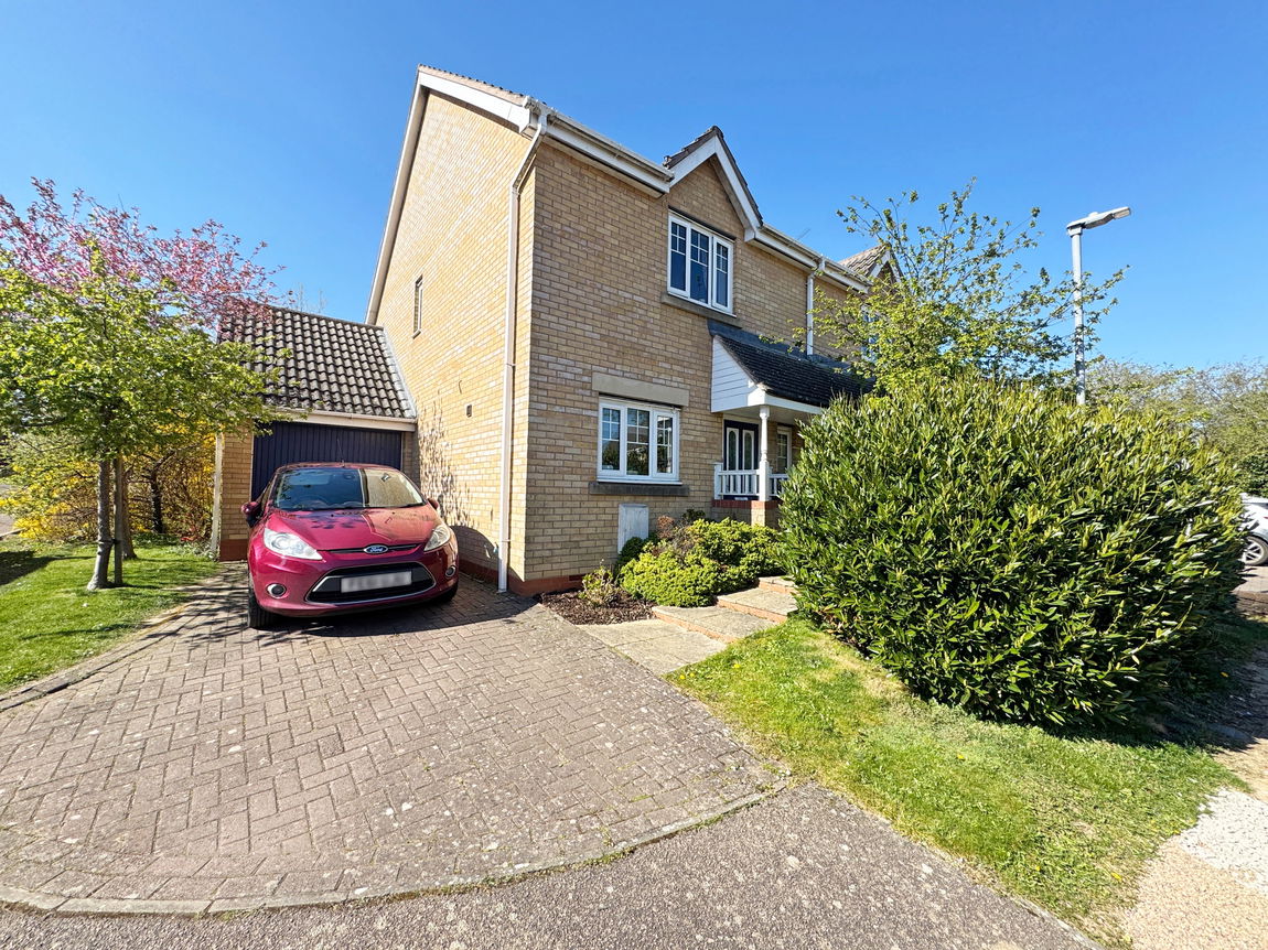 Oakham Close, Desborough, Northamptonshire